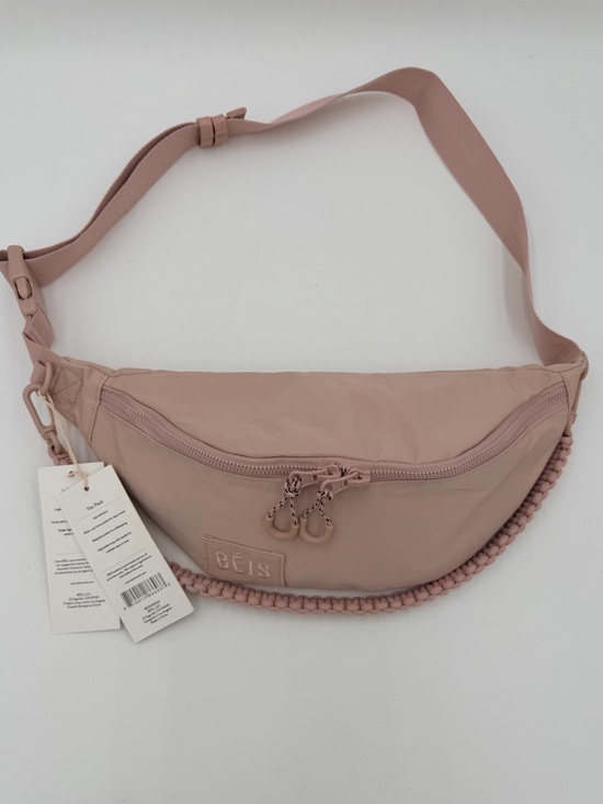 BEIS Handbags - BÉIS The Pack Nylon Belt Bag – Blush Pink – NWT